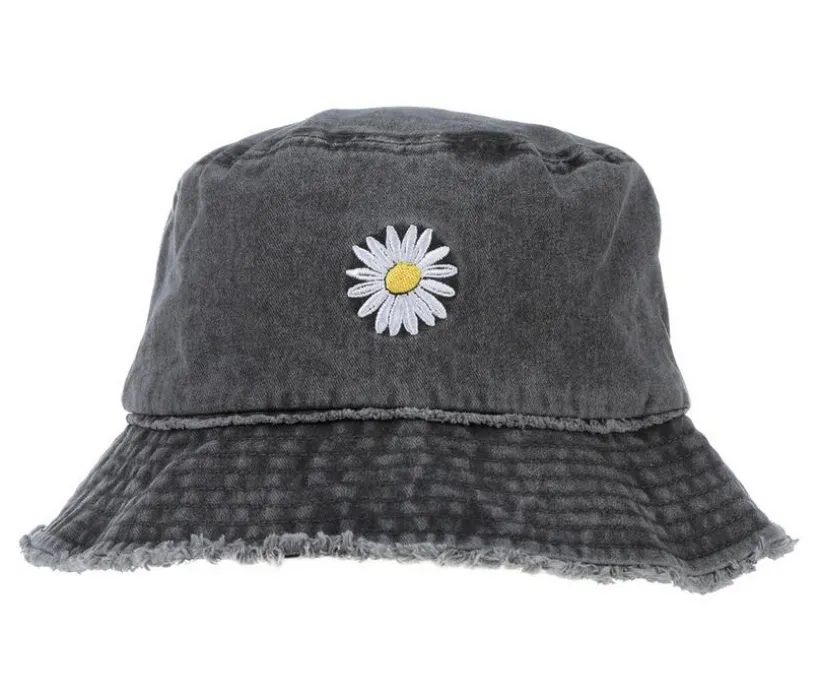 David and Young Daisy Bucket Hat