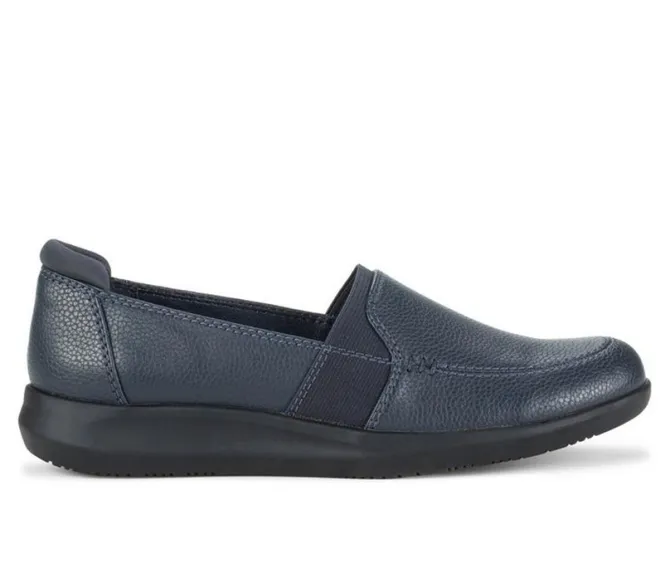 Women's Baretraps Jilian Loafers