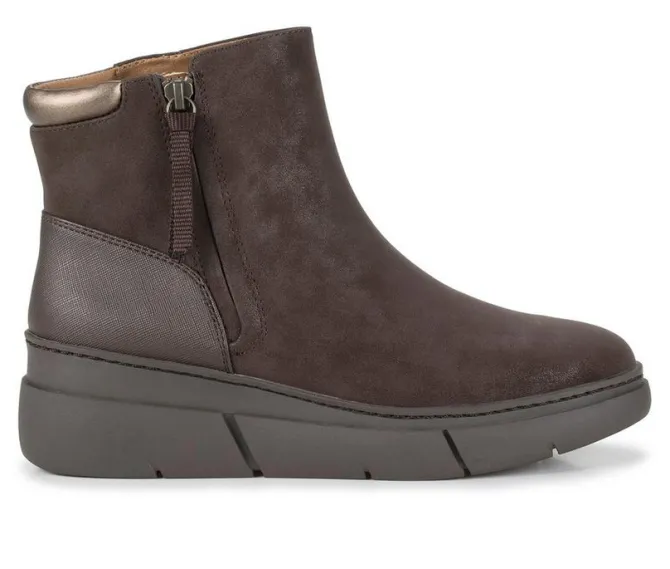Women's Baretraps Lakelyn Wedge Bootie Booties