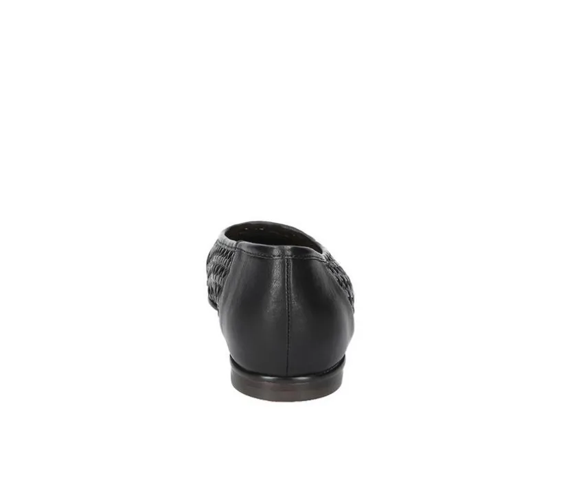 Women's Bella Vita Beloved Flats