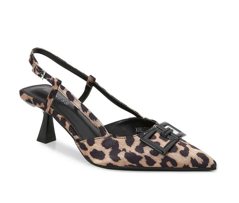 Women's Berness Angie Pumps
