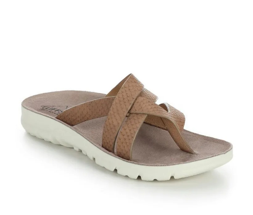 Women's Cliffs by White Mountain Bertina Flip-Flops