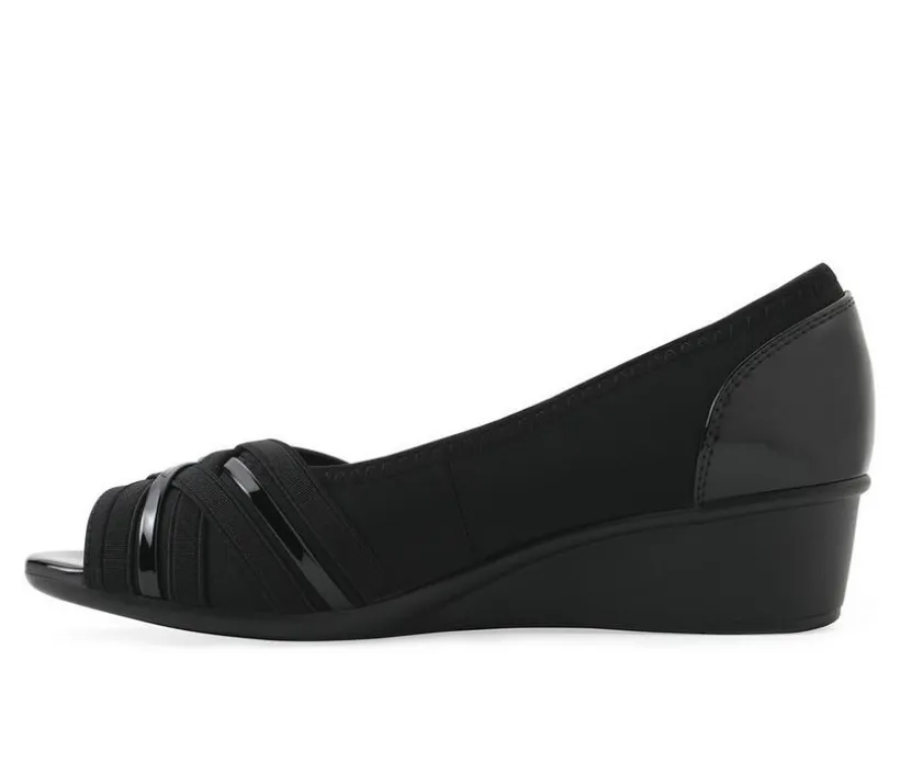 Women's Cliffs by White Mountain Boldest Wedges