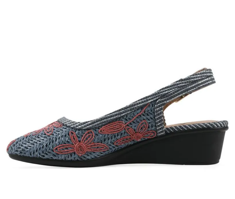 Women's Cliffs by White Mountain Boris Wedges