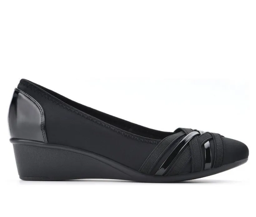Women's Cliffs by White Mountain Bowie Wedge