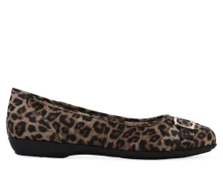 Women's Cliffs by White Mountain Calming Flats
