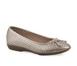 Women's Cliffs by White Mountain Carris Flats