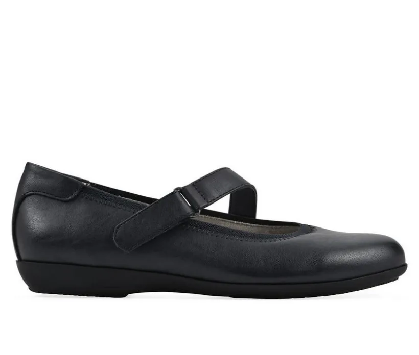 Women's Cliffs by White Mountain Carwen Flats