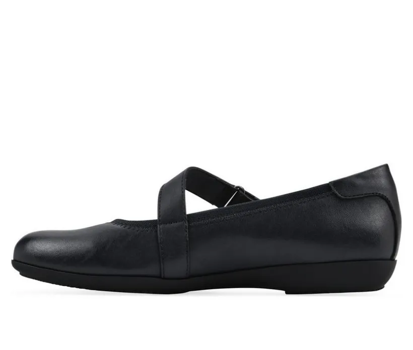 Women's Cliffs by White Mountain Carwen Flats