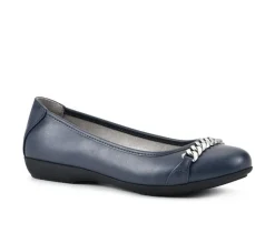 Women's Cliffs by White Mountain Charmed Flats