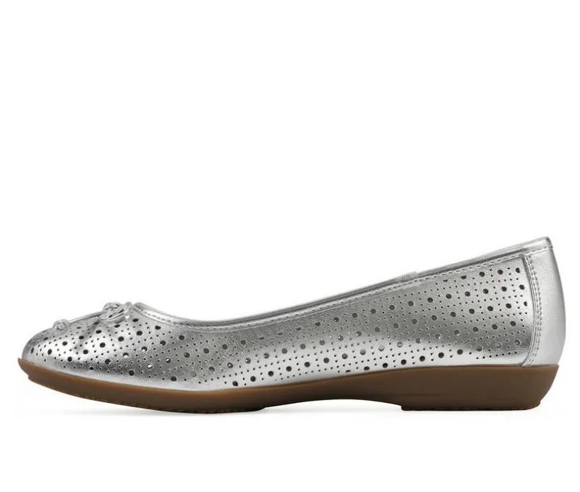 Women's Cliffs by White Mountain Cheryl Flats