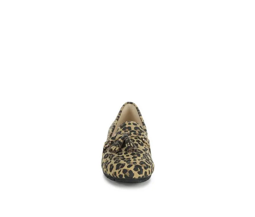 Women's Cliffs by White Mountain Gush Loafers