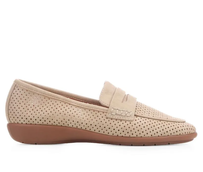 Women's Cliffs by White Mountain Samson Loafers