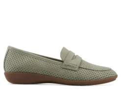 Women's Cliffs by White Mountain Samson Loafers