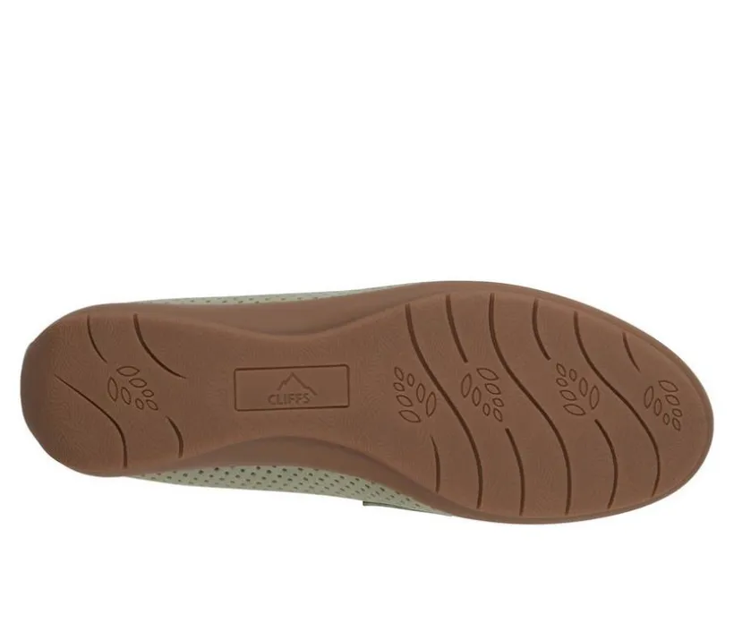 Women's Cliffs by White Mountain Samson Loafers