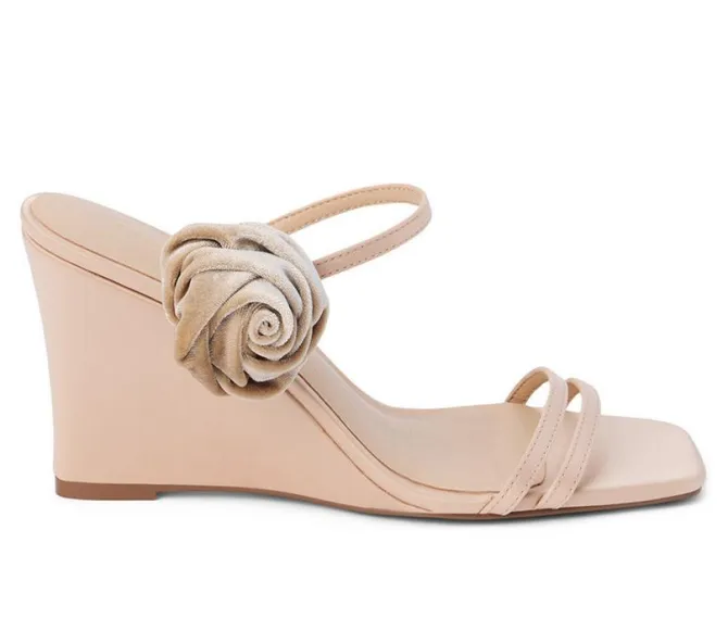 Women's Coconuts by Matisse Rosa Wedges