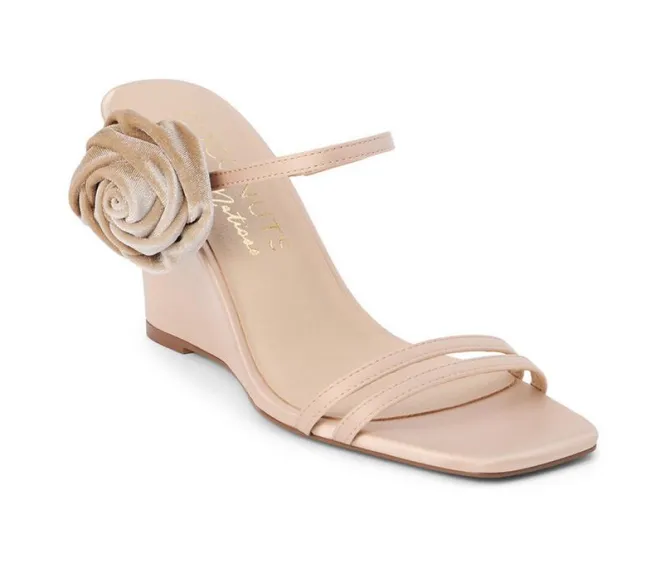 Women's Coconuts by Matisse Rosa Wedges