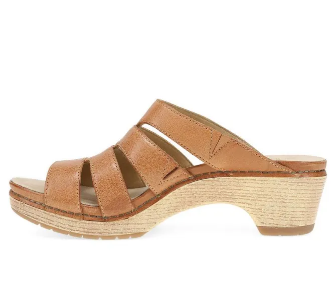 Women's Dansko Lyndi Clogs