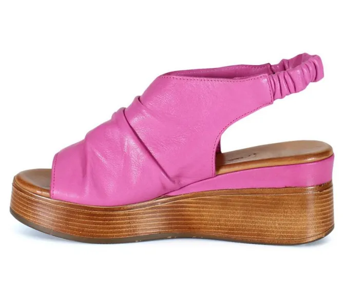 Women's DIBA TRUE Small Town Wedges