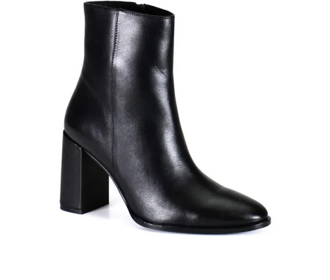 Women's DIBA TRUE Trav Ler Booties