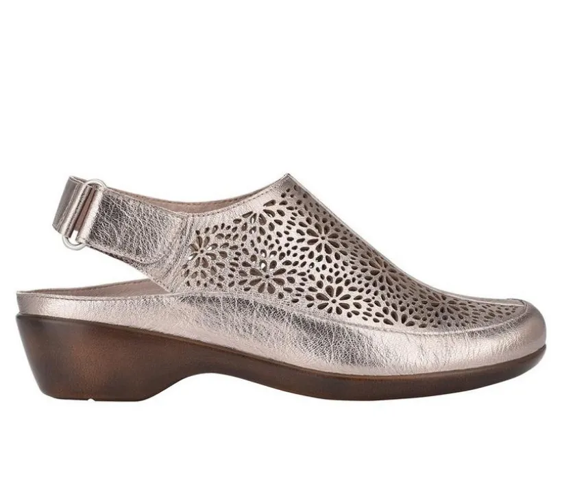 Women's Easy Spirit Dawn Clogs