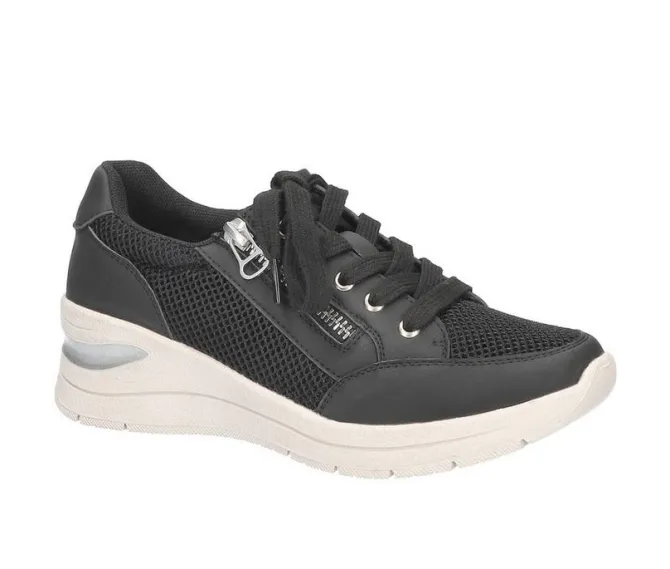 Women's Easy Street Barrie Sneakers