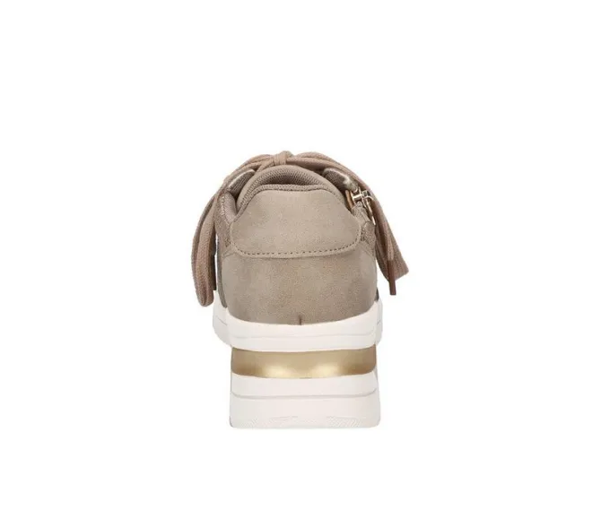 Women's Easy Street Barrie Sneakers
