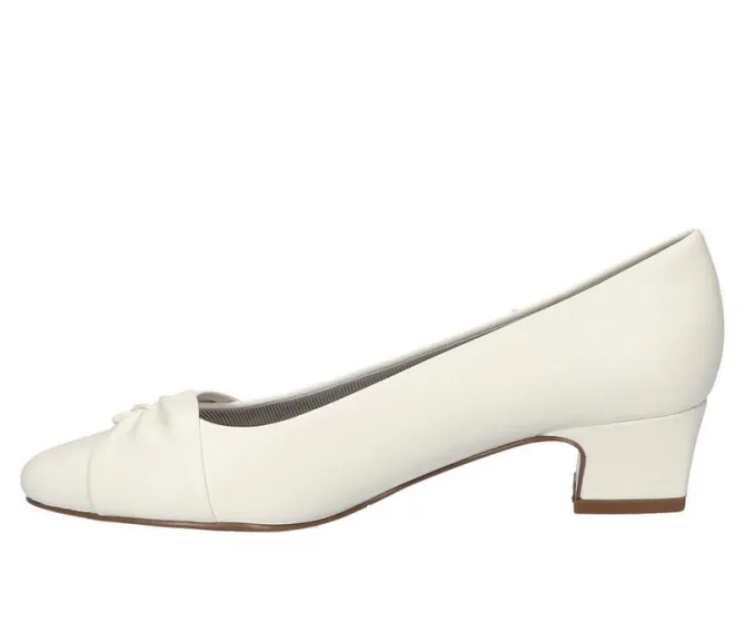 Women's Easy Street Lyanna Pumps