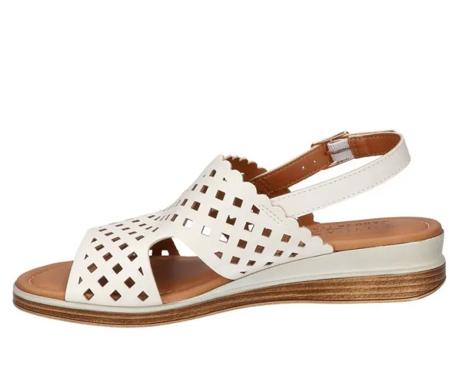 Women's Easy Street Martella Wedges