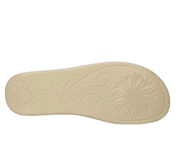 Women's Easy Street Pinterry Sandals