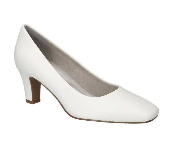 Women's Easy Street Poet Pumps