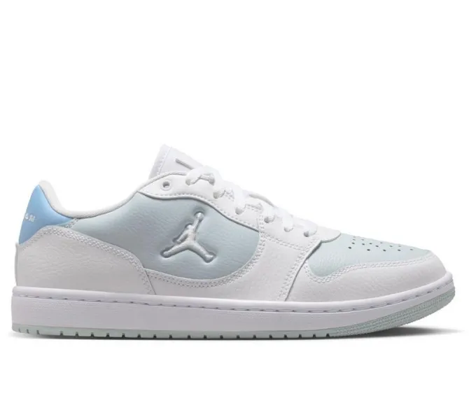 Women's Jordan Court Connect Low Sneakers