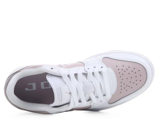 Women's Jordan Court Connect Low Sneakers
