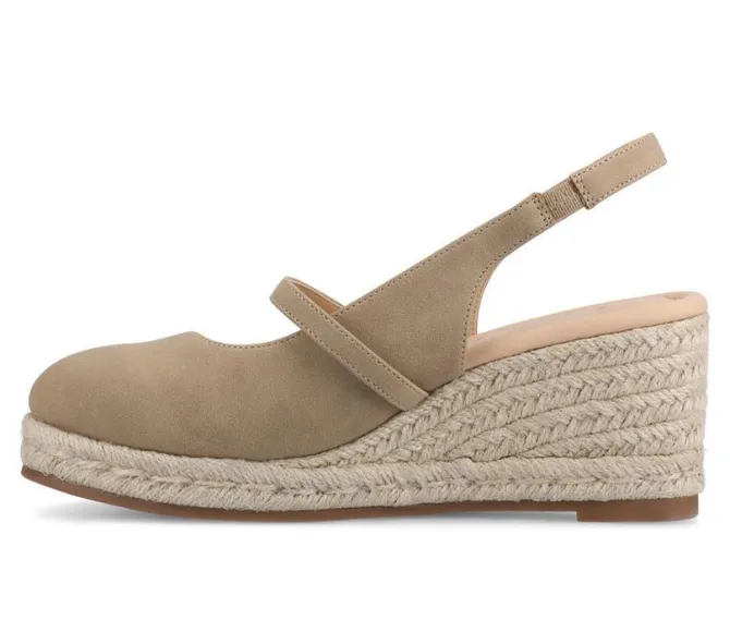Women's Journee Collection Asmyna Wedges