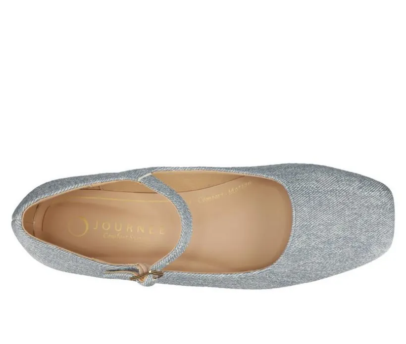Women's Journee Collection Carnation Pumps