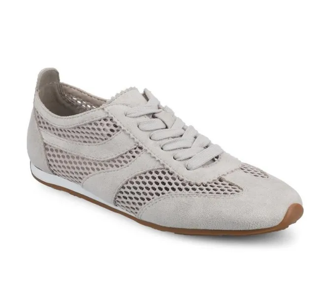 Women's Journee Collection Chasse Sneakers