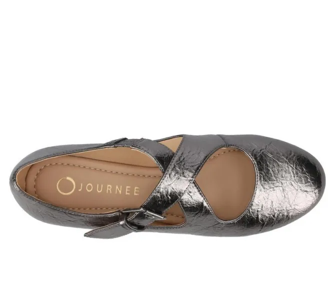 Women's Journee Collection Ivanna Flats