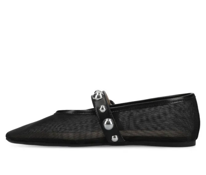 Women's Journee Collection Naveah Flats