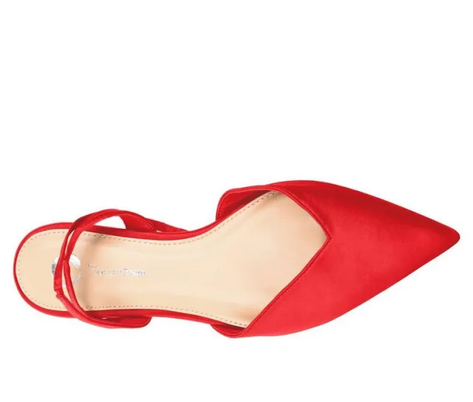 Women's Journee Collection Theia Flats