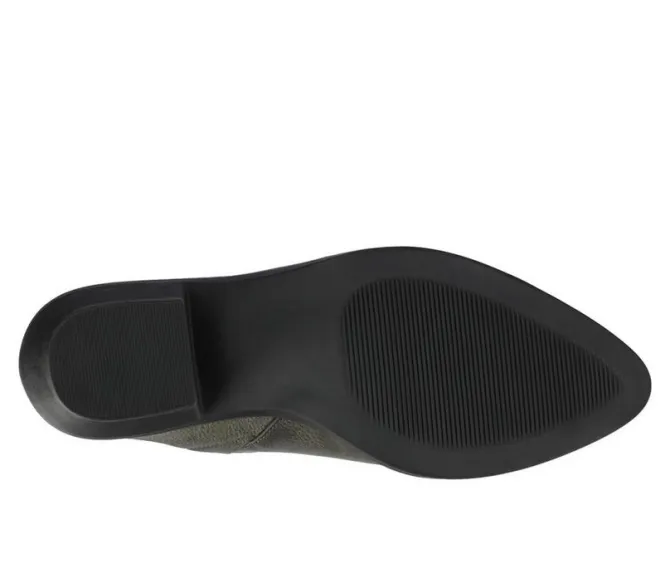 Women's Journee Collection Tomeka Mules