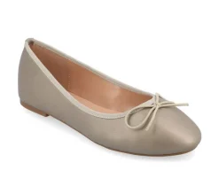 Women's Journee Collection Vika Flats
