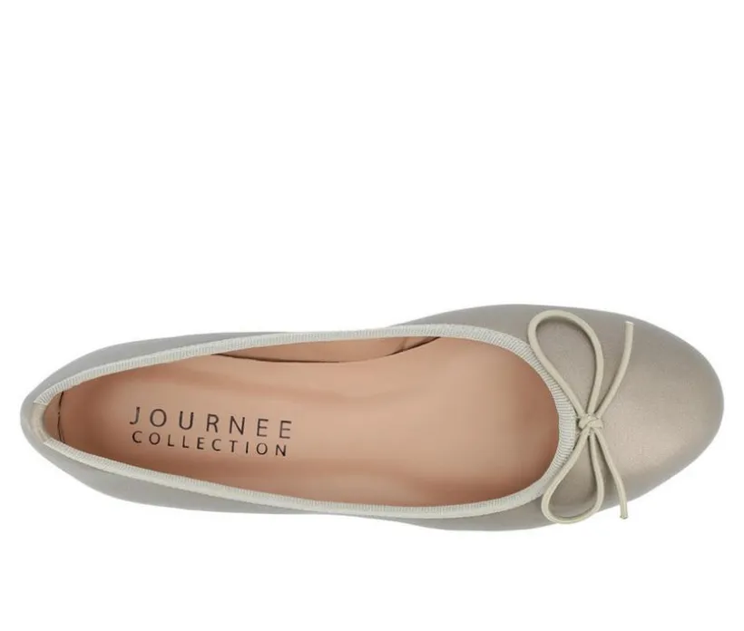 Women's Journee Collection Vika Flats