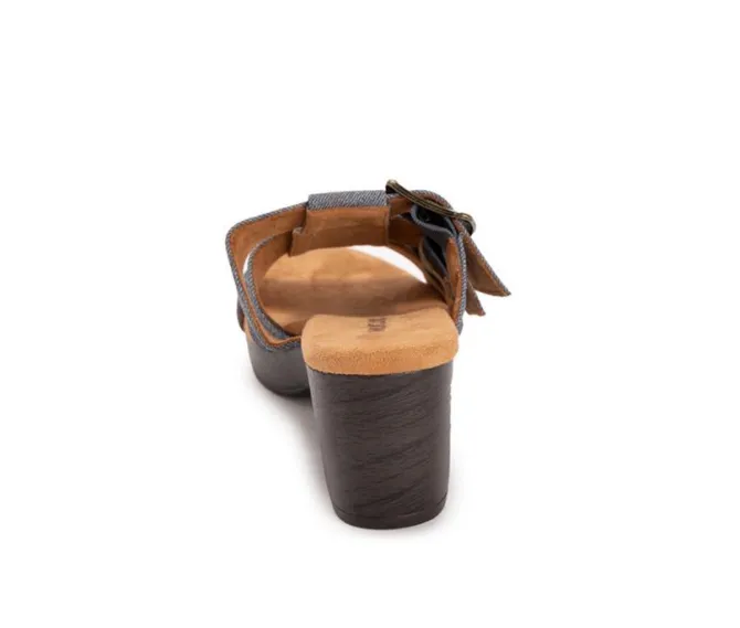 Women's MUK LUKS Myra Heeled Sandals