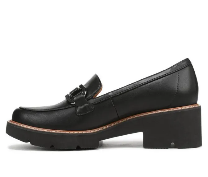 Women's Naturalizer Corrine Loafers