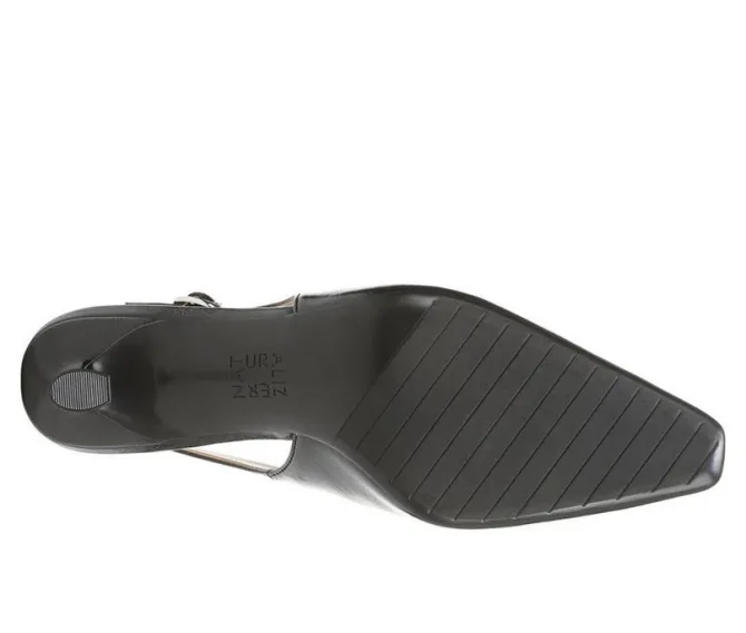 Women's Naturalizer Embry Pumps