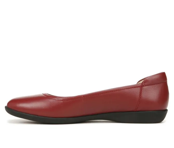 Women's Naturalizer Flexy Flats