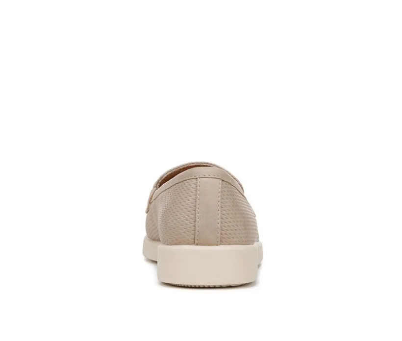 Women's Naturalizer Isla Loafers