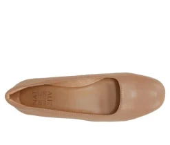 Women's Naturalizer Kari Flats