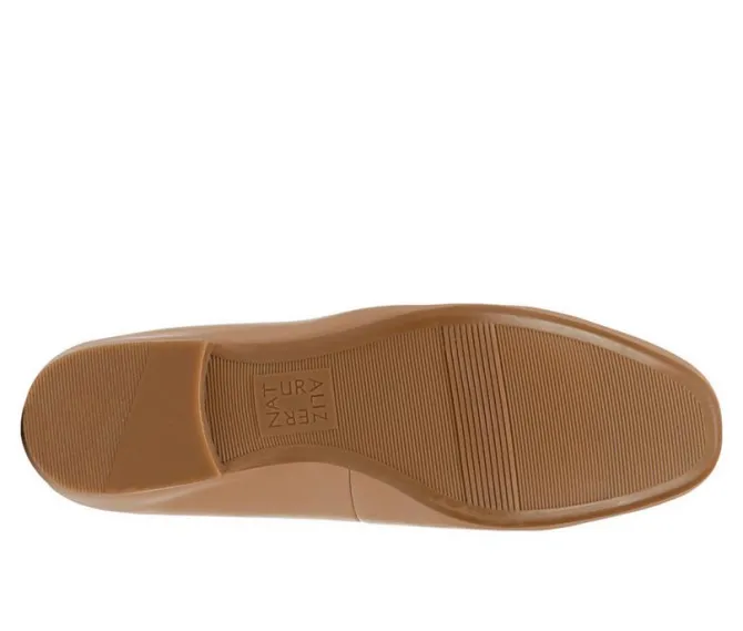 Women's Naturalizer Kari Flats