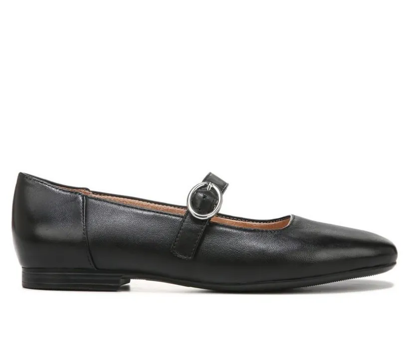 Women's Naturalizer Kelly Flats